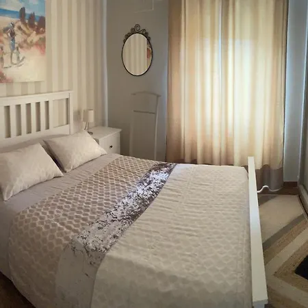 En El Centro De Viveiro Apartmán *