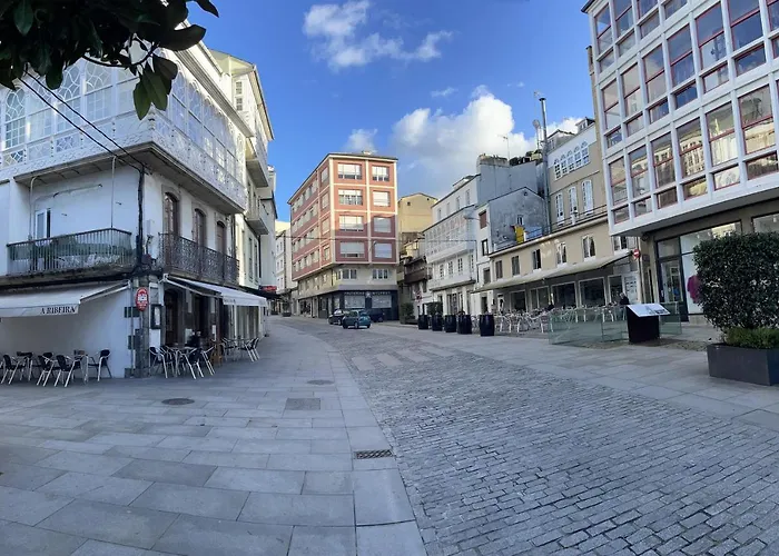 En El Centro De Viveiro *